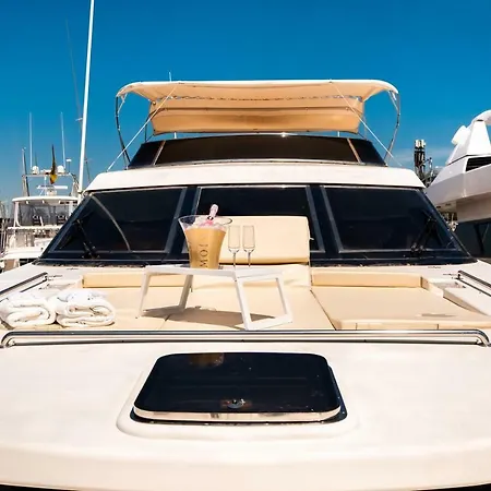 Luxe Marina 22 Meters Yacth
